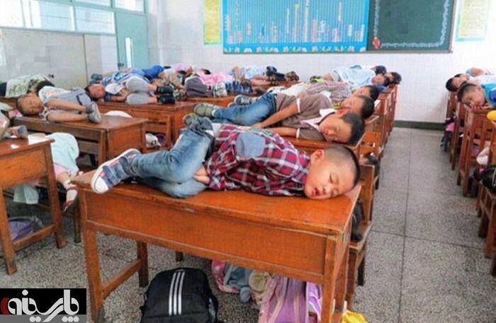 http://img.aftab.cc/news/92/china_students_sleep.jpg